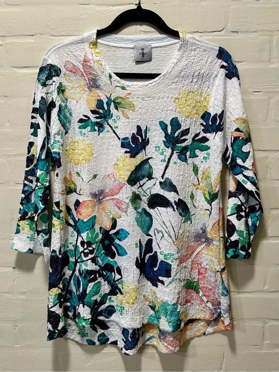 Inoah Tops - Inoah 3/4 Sleeve Floral A-line Hi Lo Top Size Small Art to Wear USA
